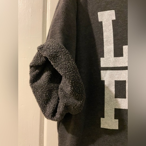 VS. PINK oversized y2k short sleeve sweatshirt-medium EUC - Picture 3 of 6